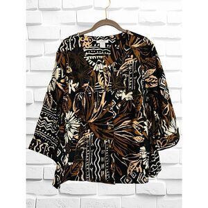 Dressbarn Woman 2X Button Up Blouse Tribal Design 3/4 Sleeve Button Cuffs Boho